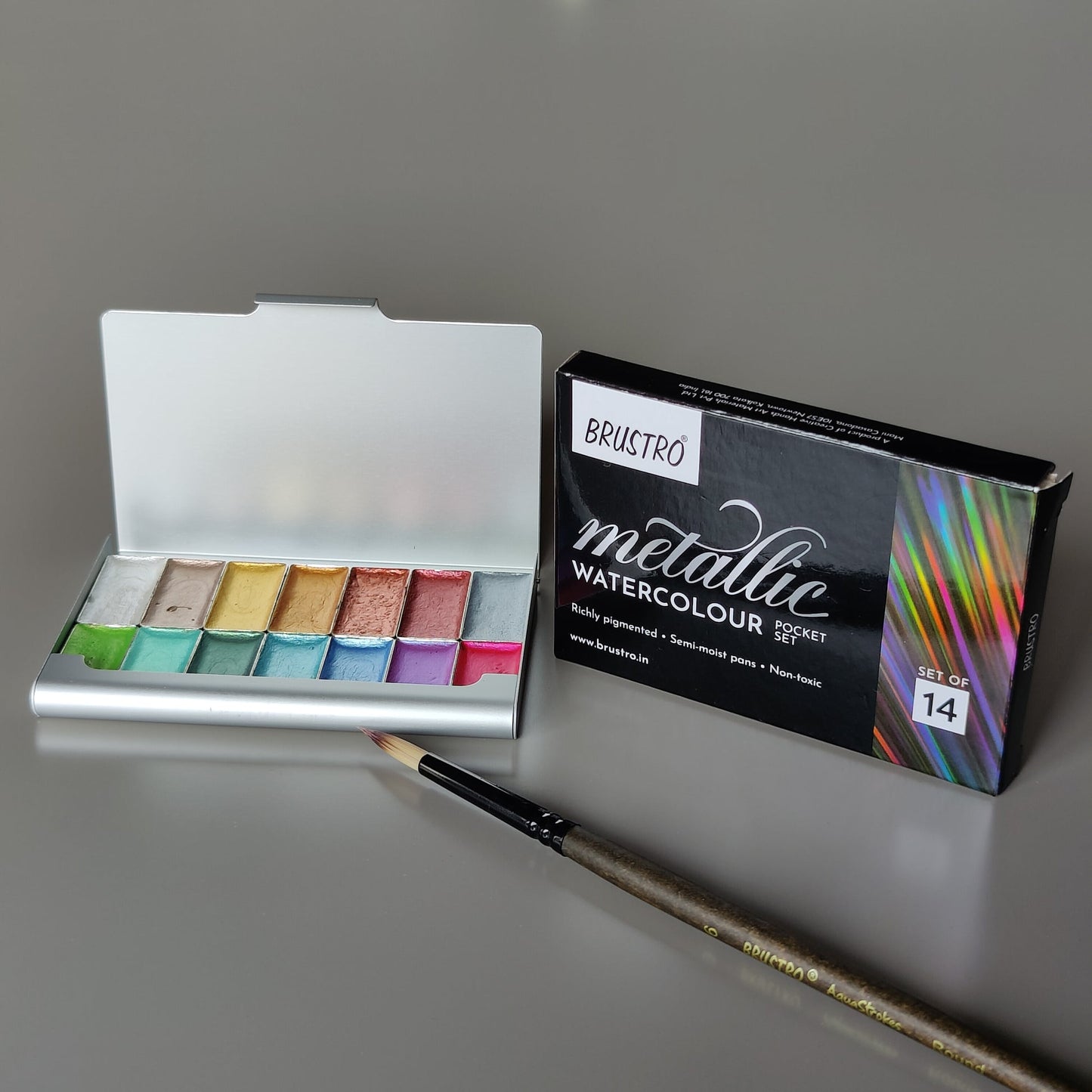 BRUSTRO Artists Metallic Watercolour Pocket Set of 14 Half Pans |Semi Moist Pans